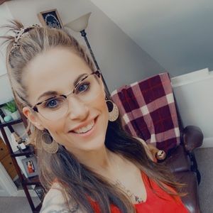 Meet your Posher, Audrey